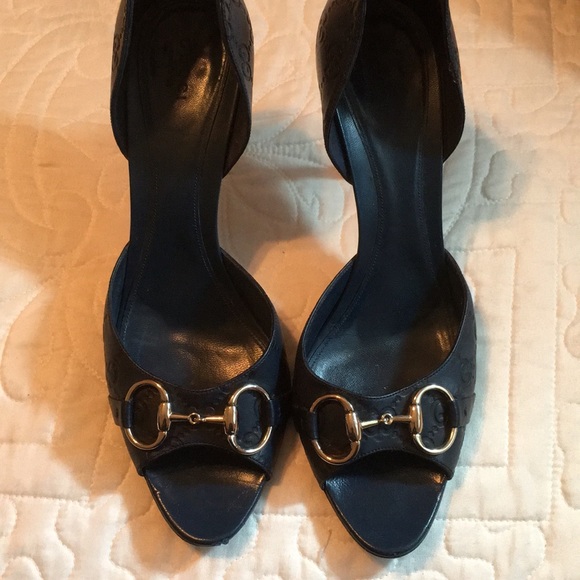 GUCCI NAVY HORSE BIT mid size heel - Picture 3 of 6